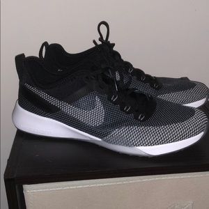 Nike trainers size 9